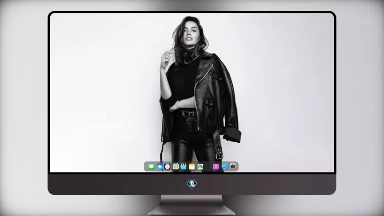 
Ana De Armas 美国官方