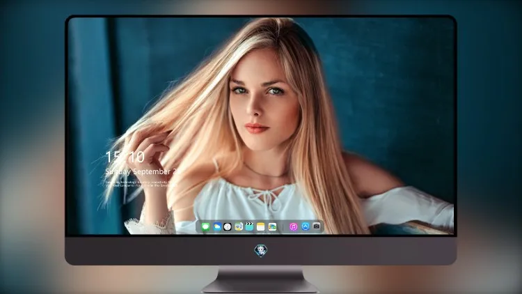 
金发可爱的女孩