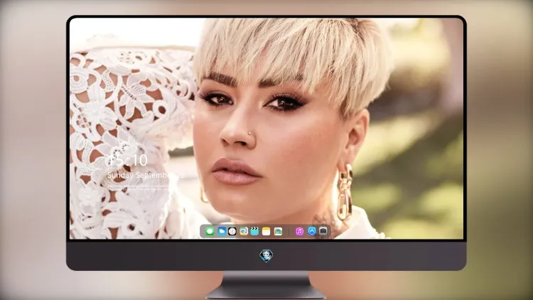 
黛米·洛瓦托 (Demi Lovato) 演绎《Vogue》年墨西哥版