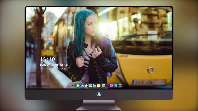 
紫色绿色头发的女孩在公共场合